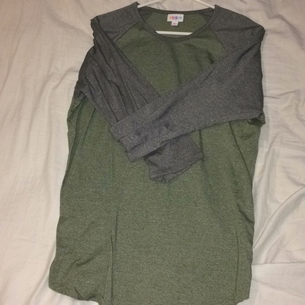 LULAROE RANDY & CLASSIC TEE